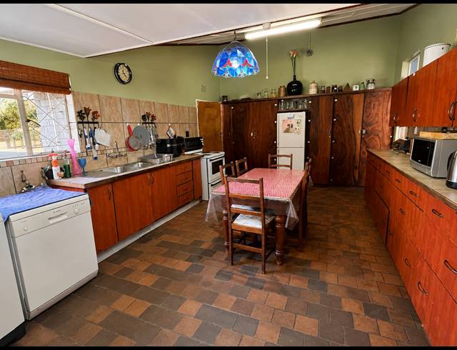 4 BEDROOM HOUSE FOR SALE IN MEYERTON CENTRAL